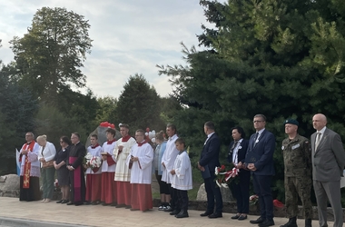 kliknięcie spowoduje wyświetlenie powiększonego zdjęcia